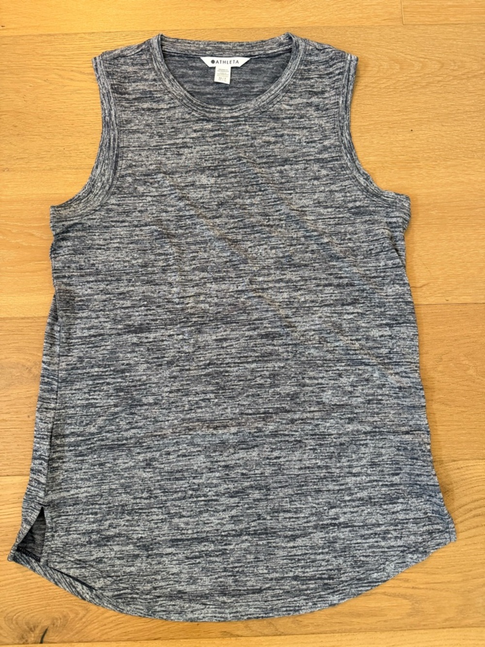 Athleta women’s  Heather blue Sleeveless Tank Top never worn. Size M/T